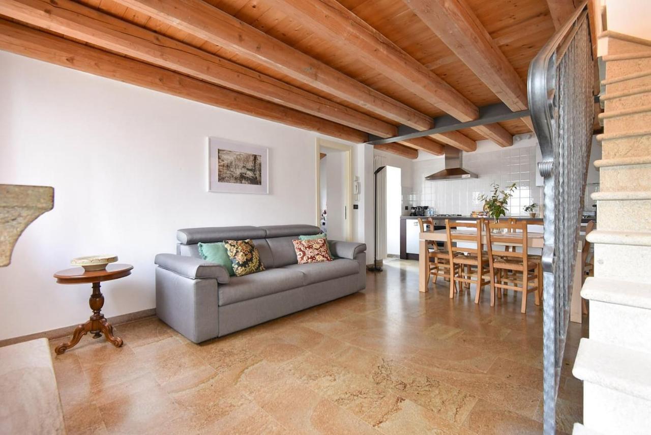 Calaone Wondeful Duplex Apartment Con Parcheggio X4 Baone Exterior foto